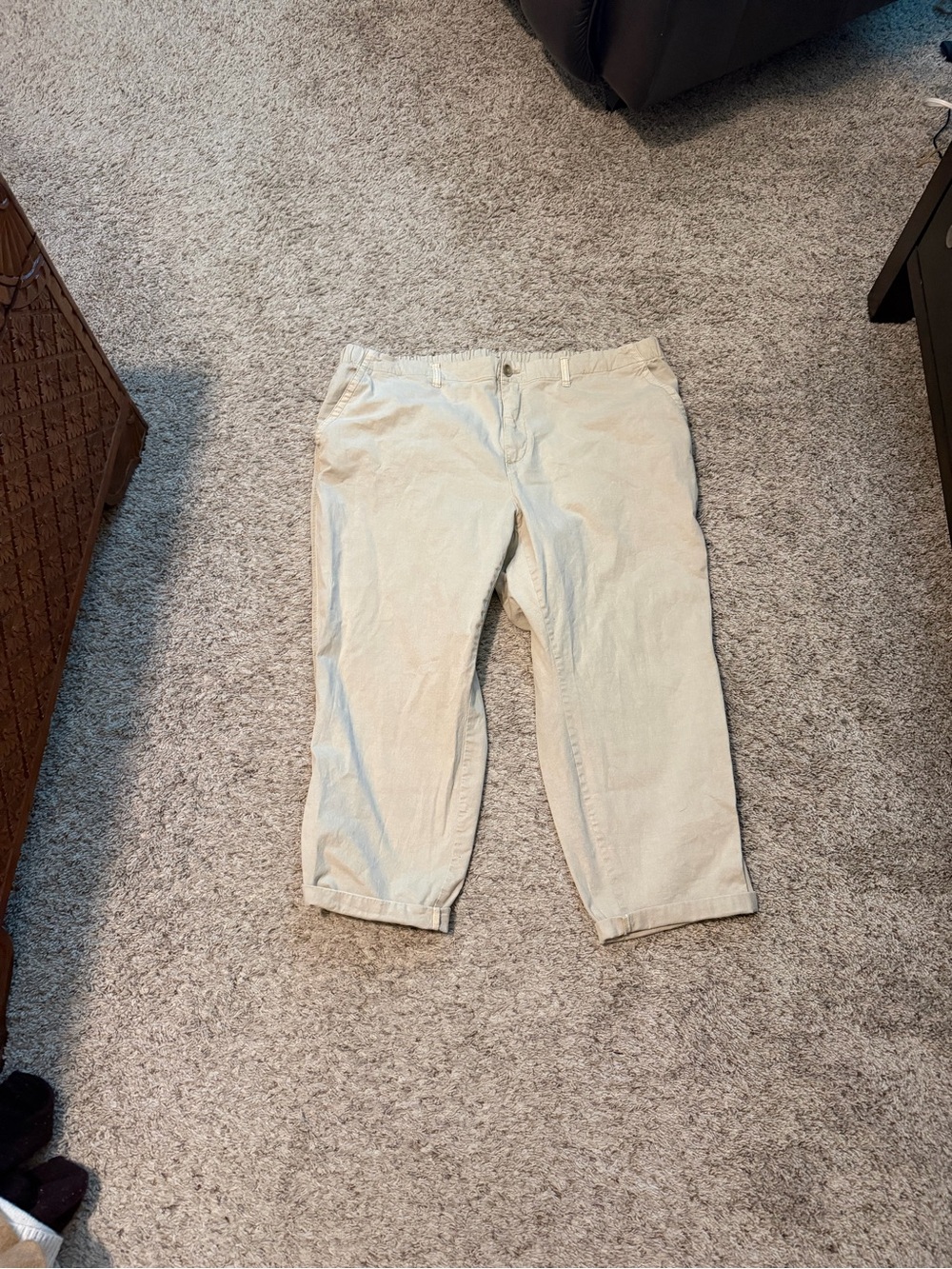 Old Navy Women's Light Beige Cropped Chino Pants